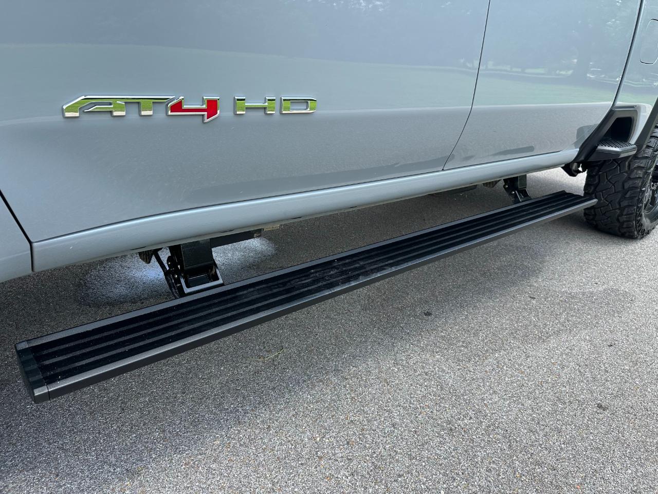 GMC Sierra 2500HD 4WD Crew Cab 159" AT4 2024