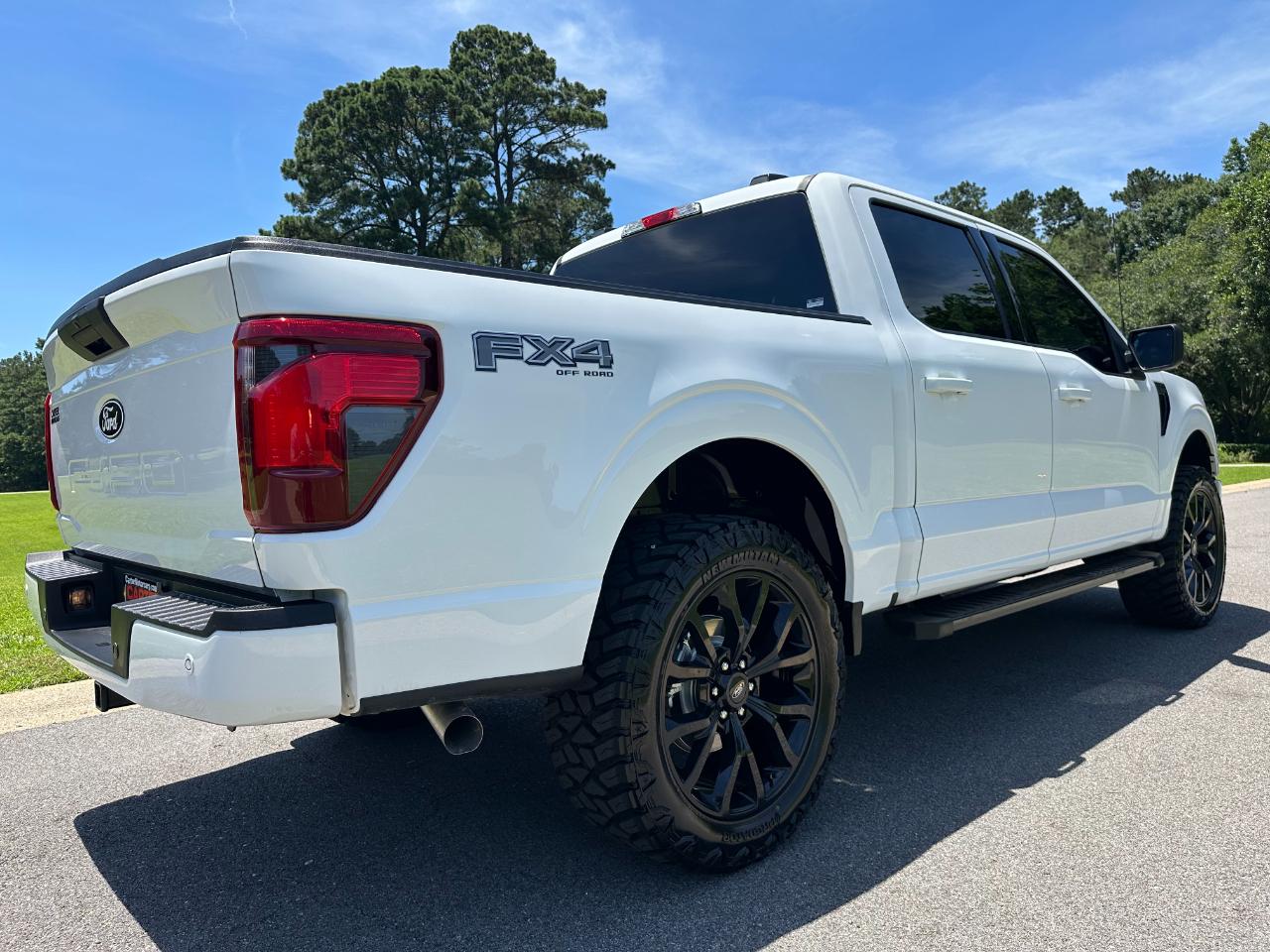 Ford F-150 XLT 4WD SuperCrew 5.5' Box 2025