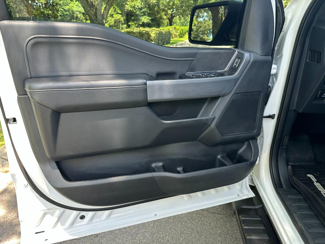 Ford F-150 XLT 4WD SuperCrew 5.5' Box 2025