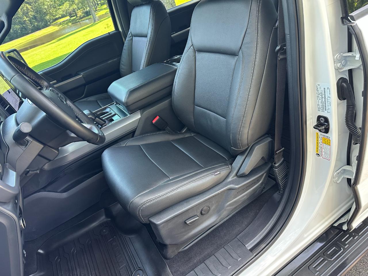 Ford F-150 XLT 4WD SuperCrew 5.5' Box 2025
