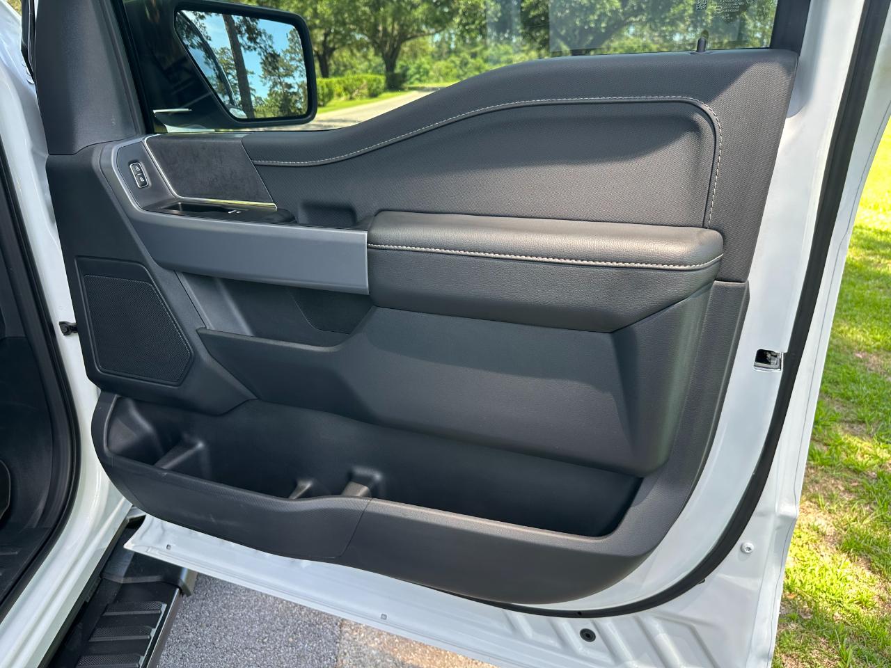 Ford F-150 XLT 4WD SuperCrew 5.5' Box 2025
