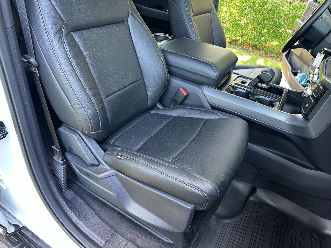 Ford F-150 XLT 4WD SuperCrew 5.5' Box 2025