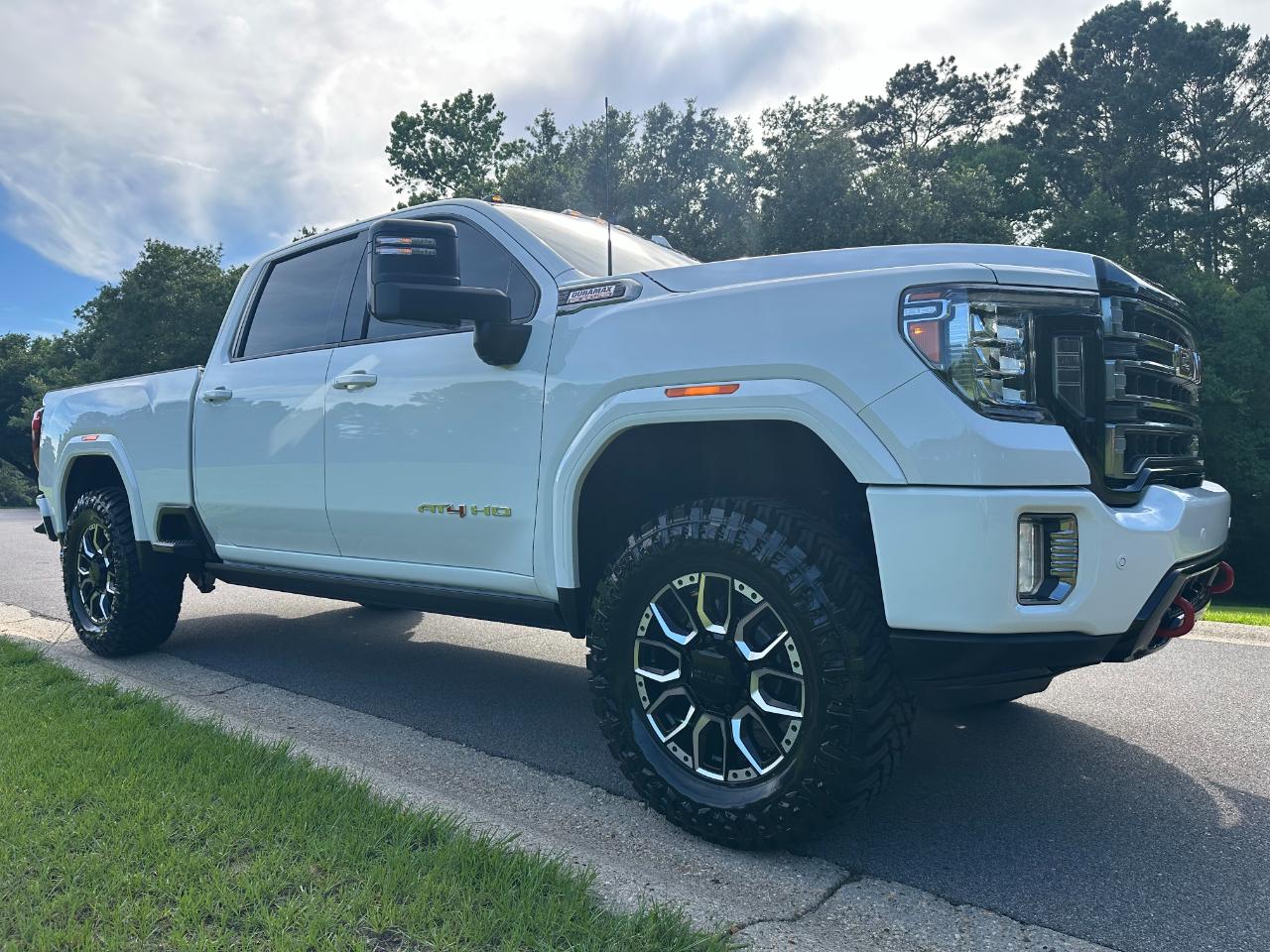 GMC Sierra 2500HD 4WD Crew Cab 159" AT4 2022