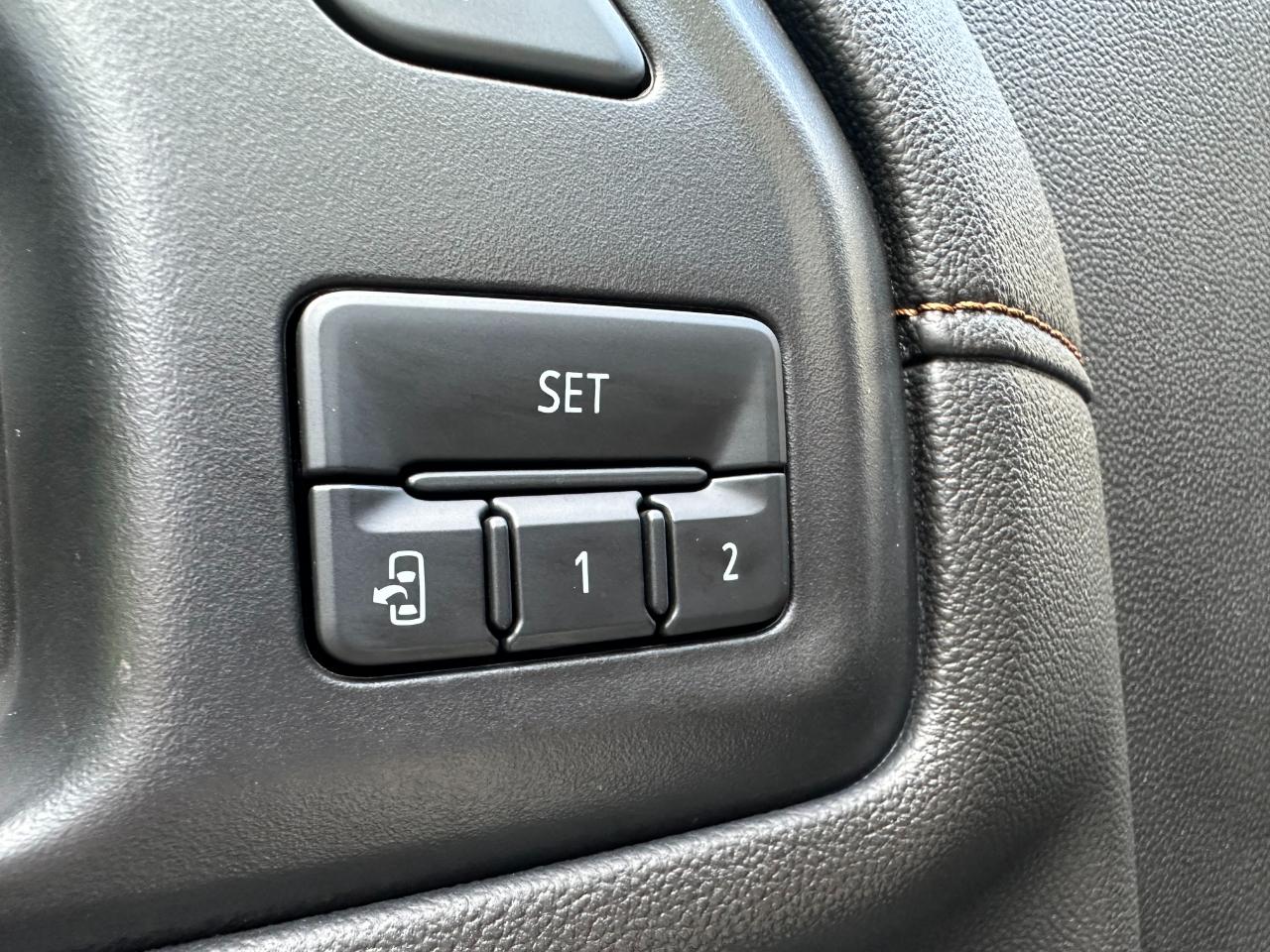 GMC Sierra 2500HD 4WD Crew Cab 159" AT4 2022