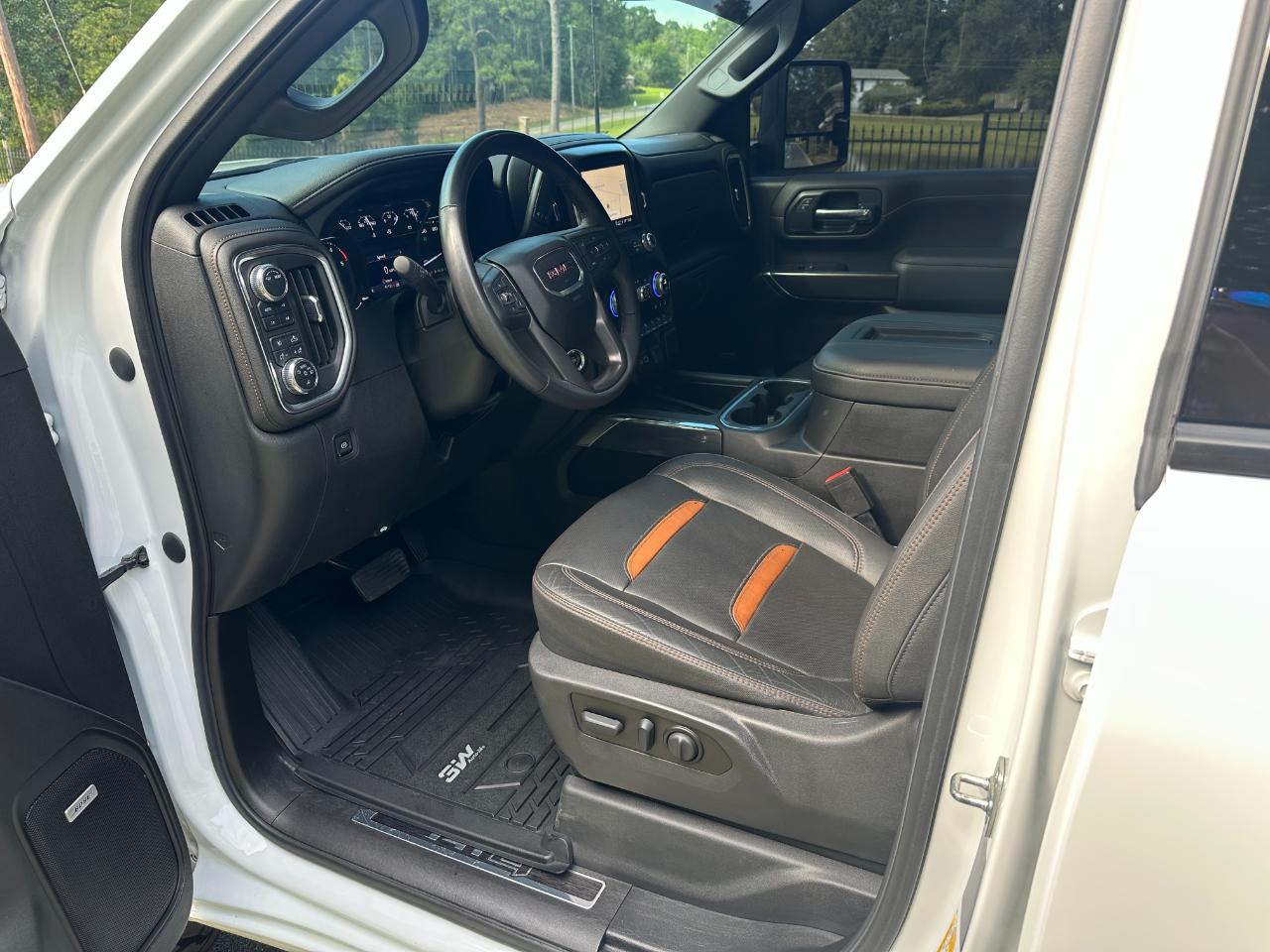 GMC Sierra 2500HD 4WD Crew Cab 159" AT4 2022