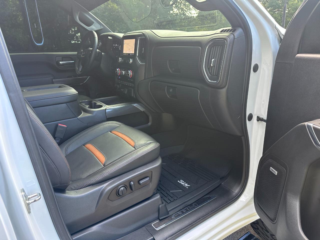 GMC Sierra 2500HD 4WD Crew Cab 159" AT4 2022