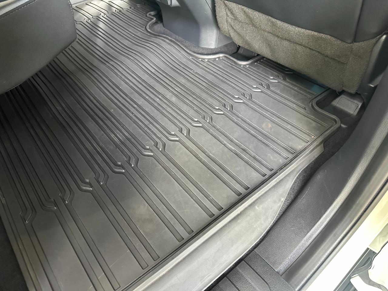 Ford F-150 Lariat 4WD SuperCrew 5.5' Box 2023