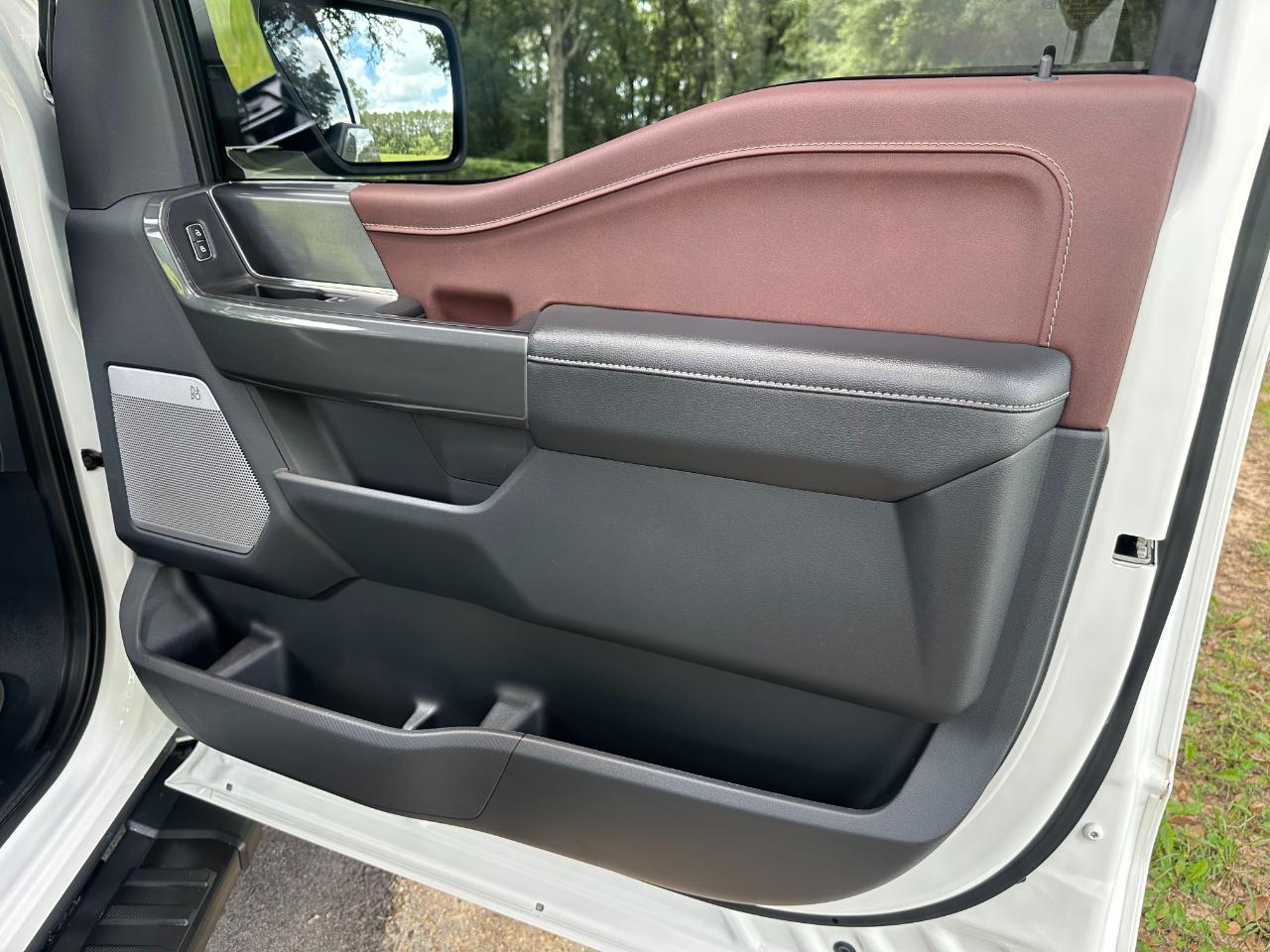 Ford F-150 Lariat 4WD SuperCrew 5.5' Box 2023