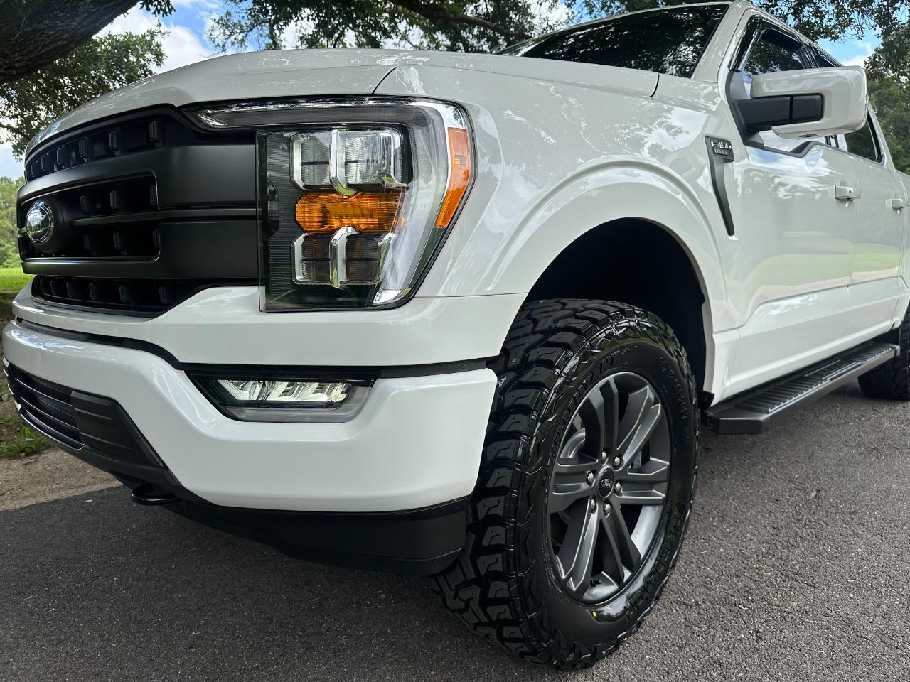 Ford F-150 Lariat 4WD SuperCrew 5.5' Box 2023