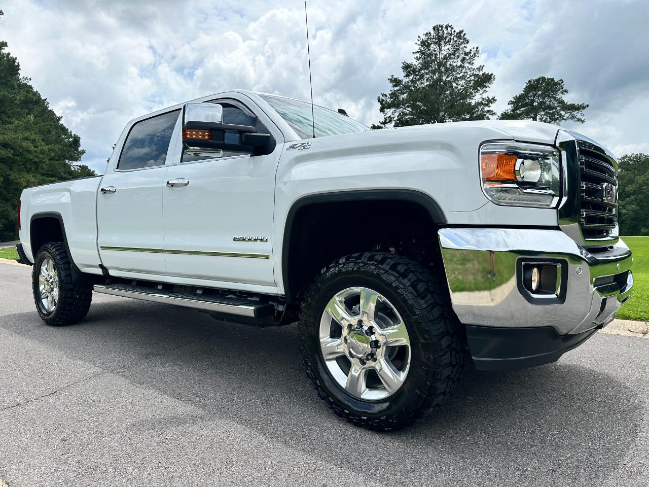 GMC Sierra 2500HD 4WD Crew Cab 153.7" SLT 2018