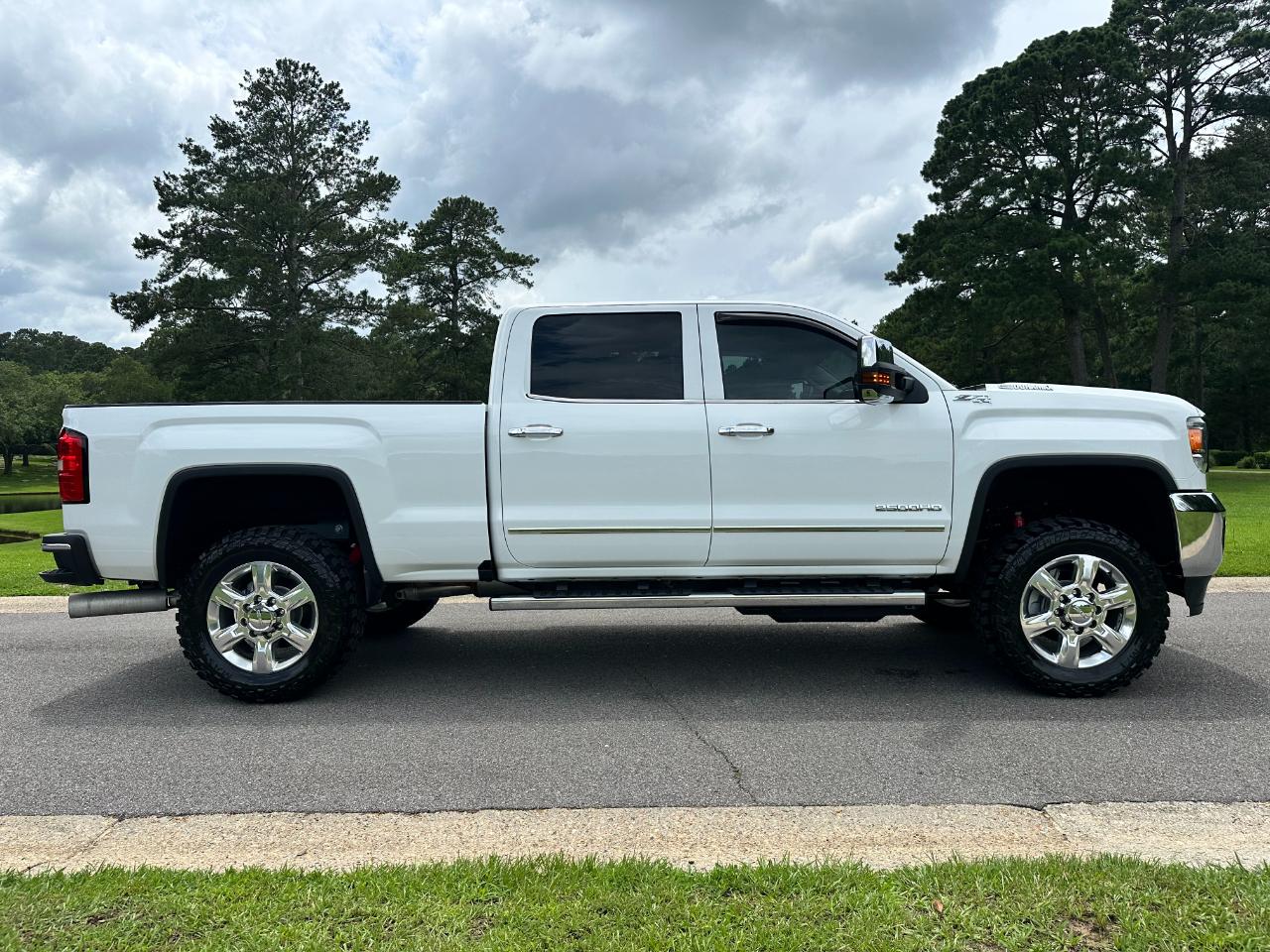 GMC Sierra 2500HD 4WD Crew Cab 153.7" SLT 2018