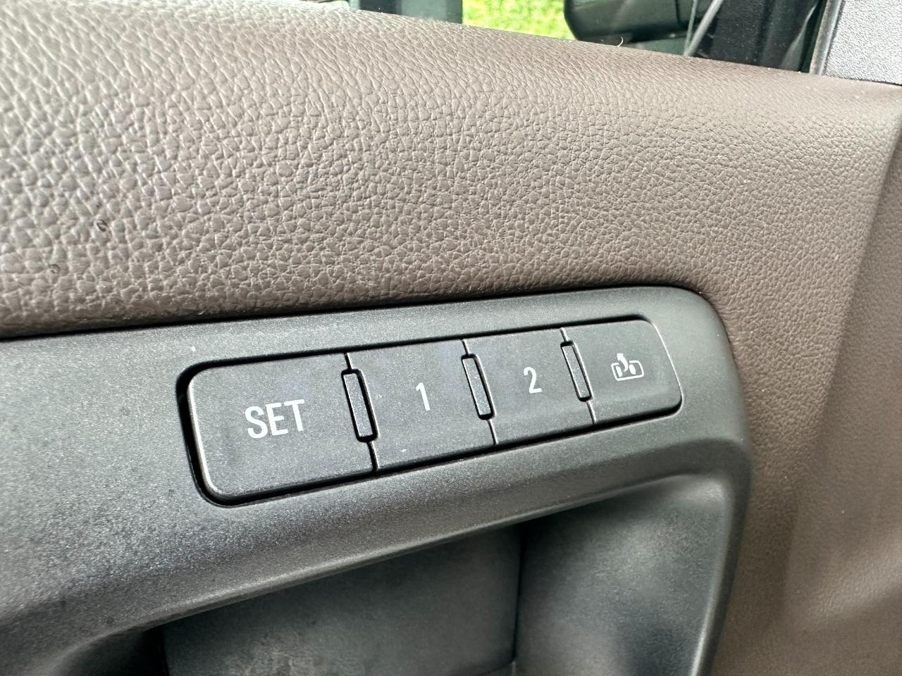 GMC Sierra 2500HD 4WD Crew Cab 153.7" SLT 2018