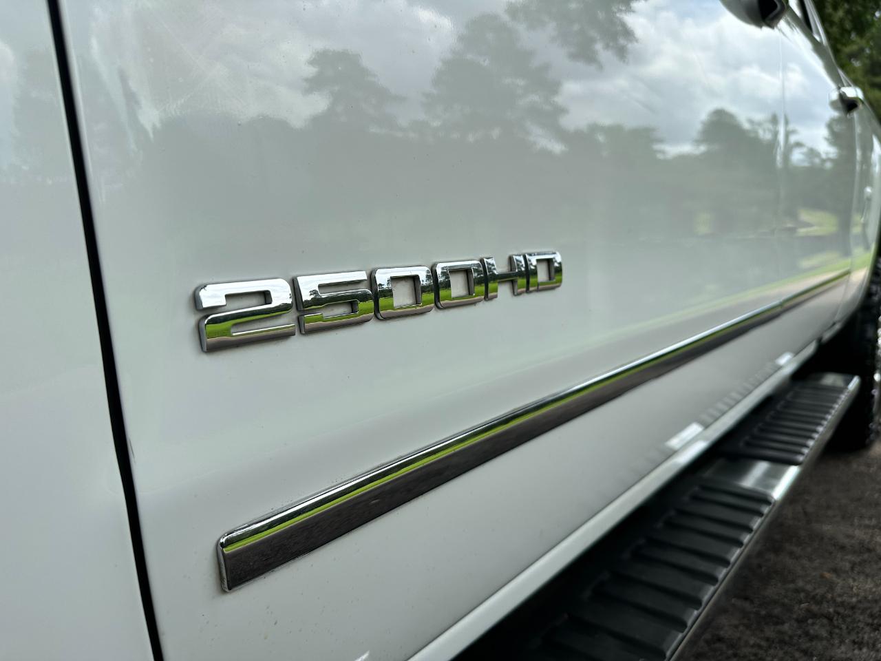 GMC Sierra 2500HD 4WD Crew Cab 153.7" SLT 2018