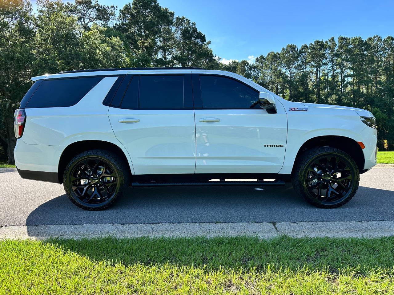 Chevrolet Tahoe 4WD 4dr Z71 2022
