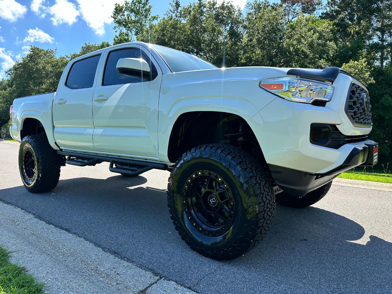 Toyota Tacoma 4WD SR Double Cab 5' Bed V6 AT (Natl) 2021