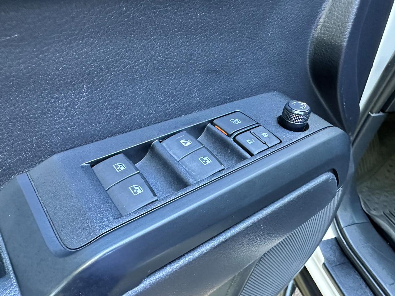 Toyota Tacoma 4WD SR Double Cab 5' Bed V6 AT (Natl) 2021