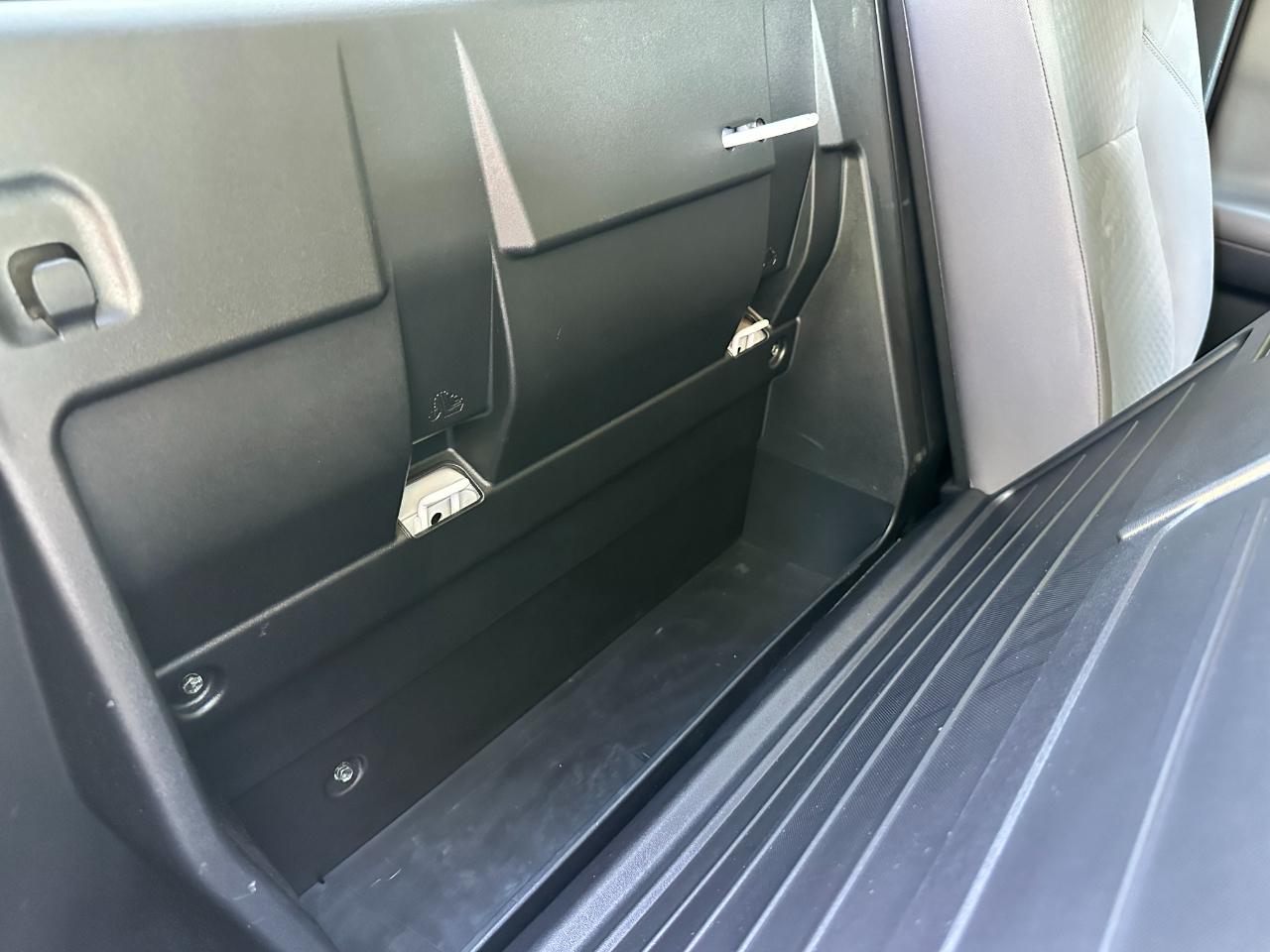 Toyota Tacoma 4WD SR Double Cab 5' Bed V6 AT (Natl) 2021