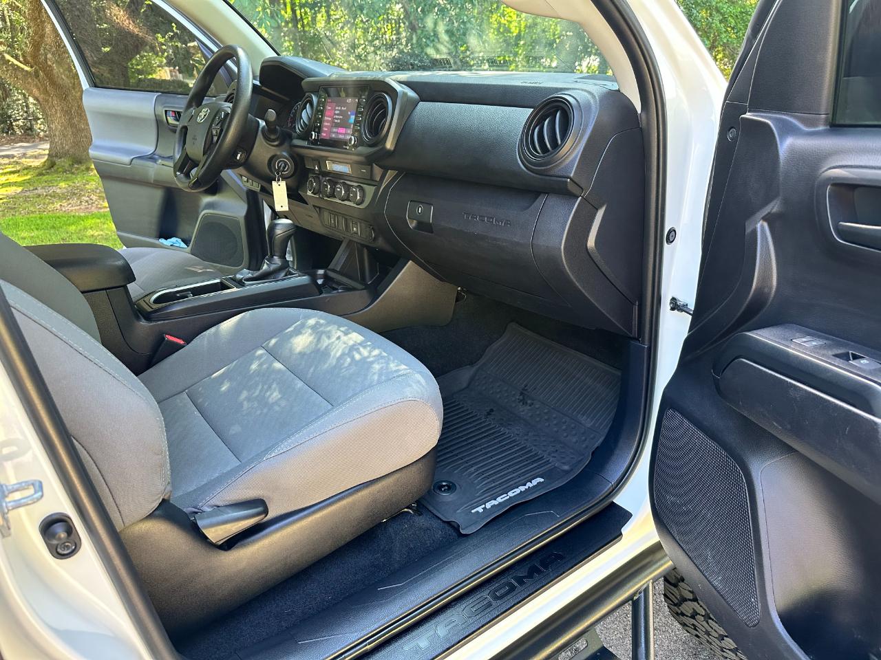 Toyota Tacoma 4WD SR Double Cab 5' Bed V6 AT (Natl) 2021