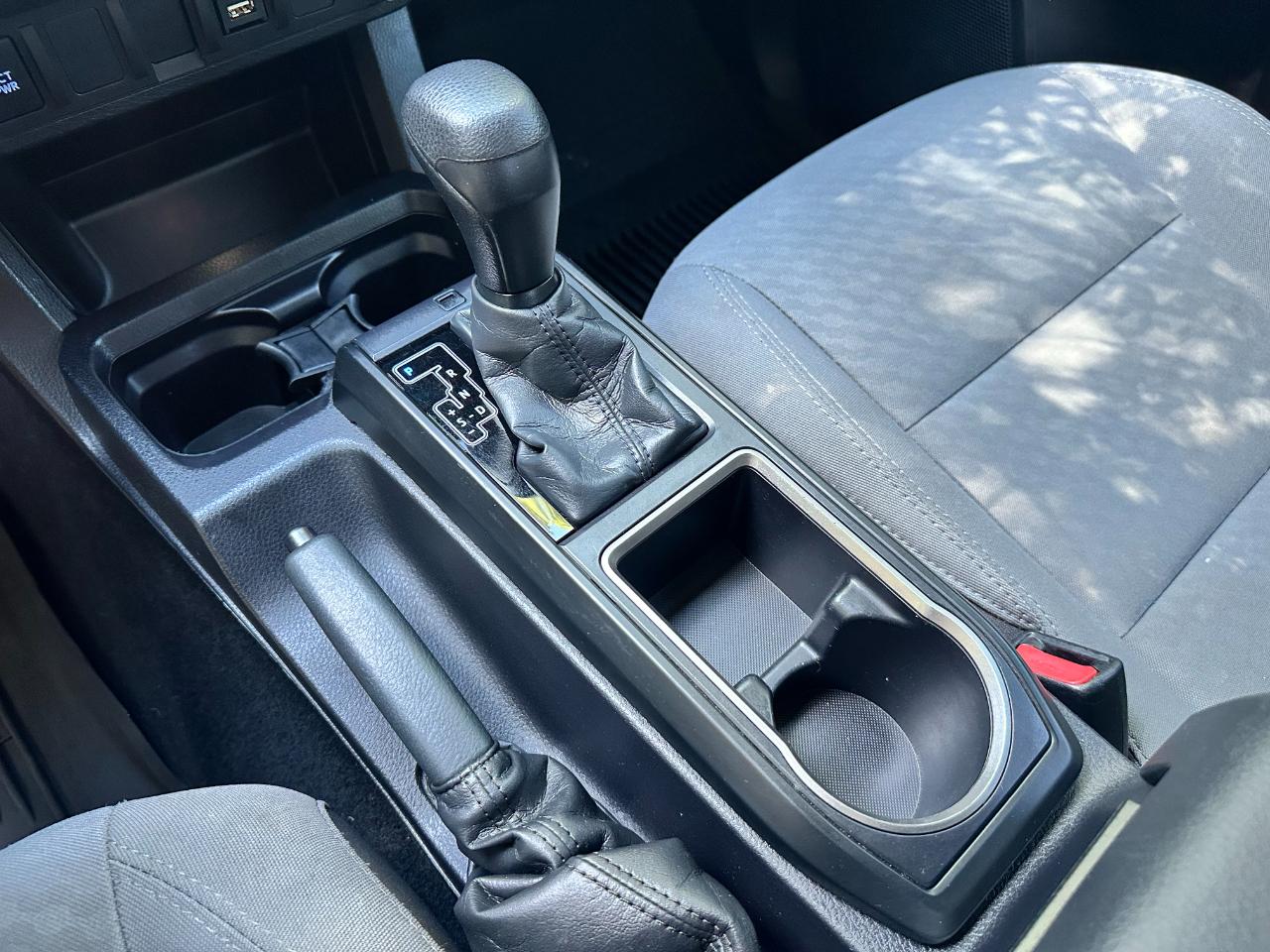 Toyota Tacoma 4WD SR Double Cab 5' Bed V6 AT (Natl) 2021