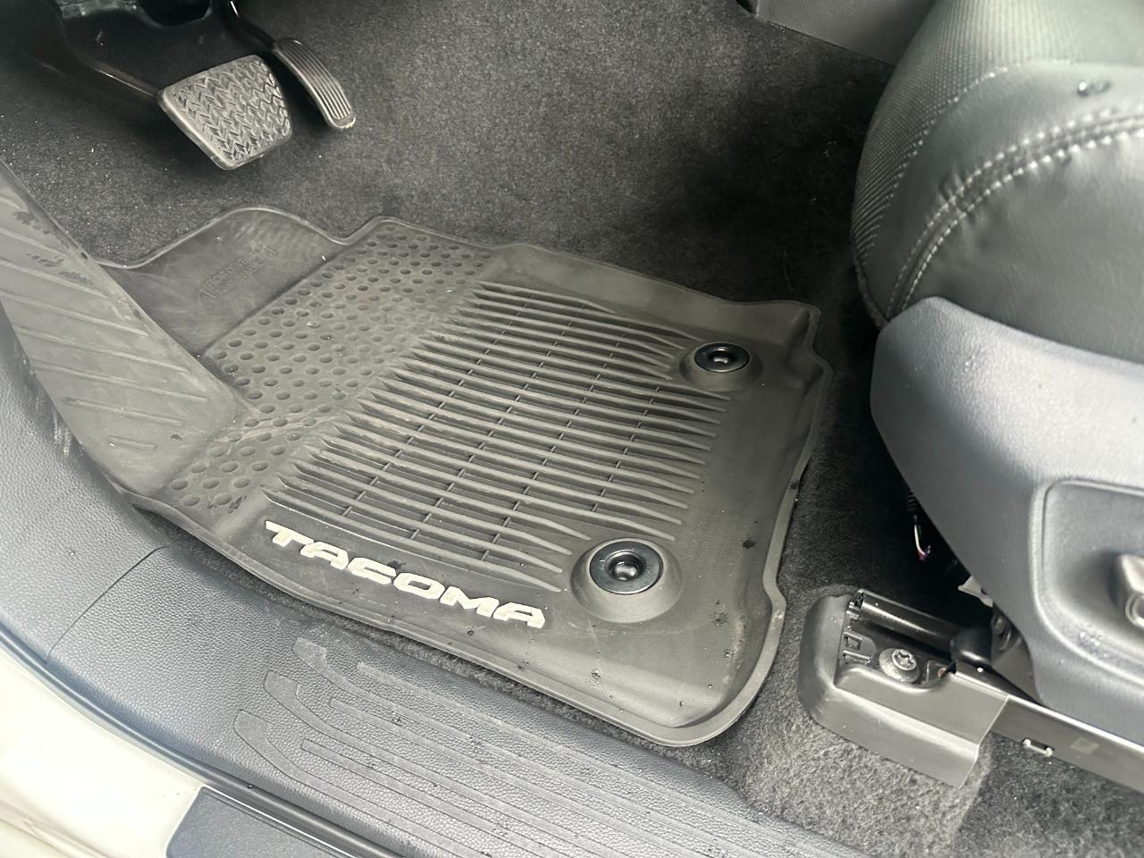 Toyota Tacoma 4WD TRD Off Road Double Cab 5' Bed AT (Natl) 2024
