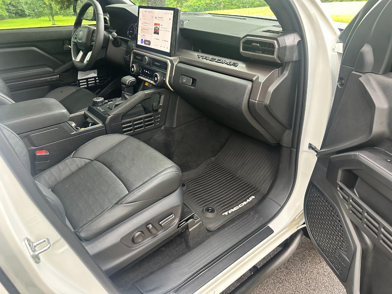 Toyota Tacoma 4WD TRD Off Road Double Cab 5' Bed AT (Natl) 2024