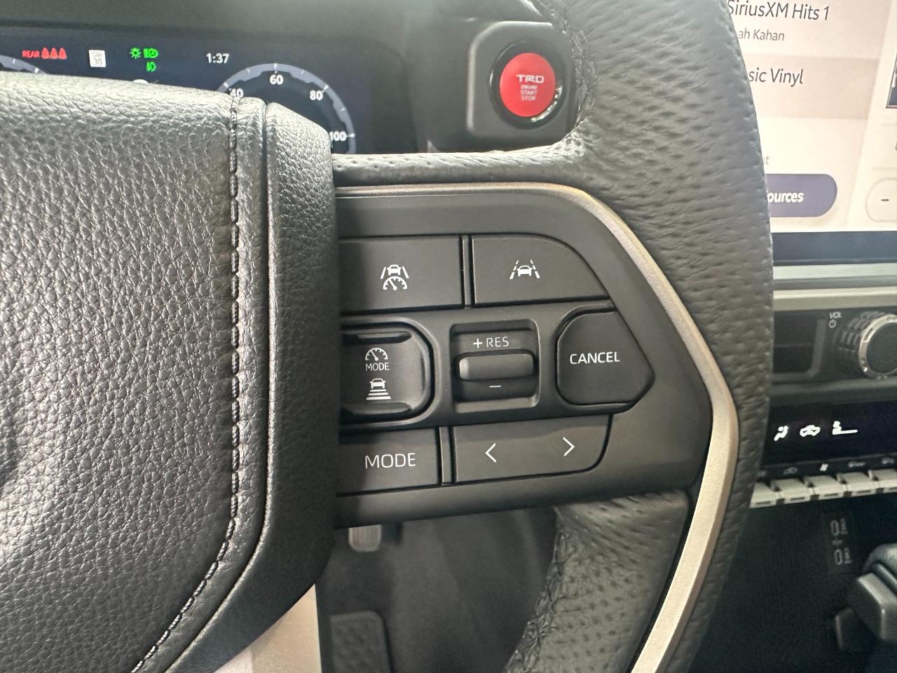 Toyota Tacoma 4WD TRD Off Road Double Cab 5' Bed AT (Natl) 2024