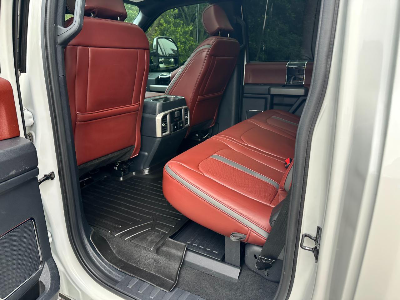 Ford Super Duty F-250 SRW Platinum 4WD Crew Cab 6.75' Box 2022