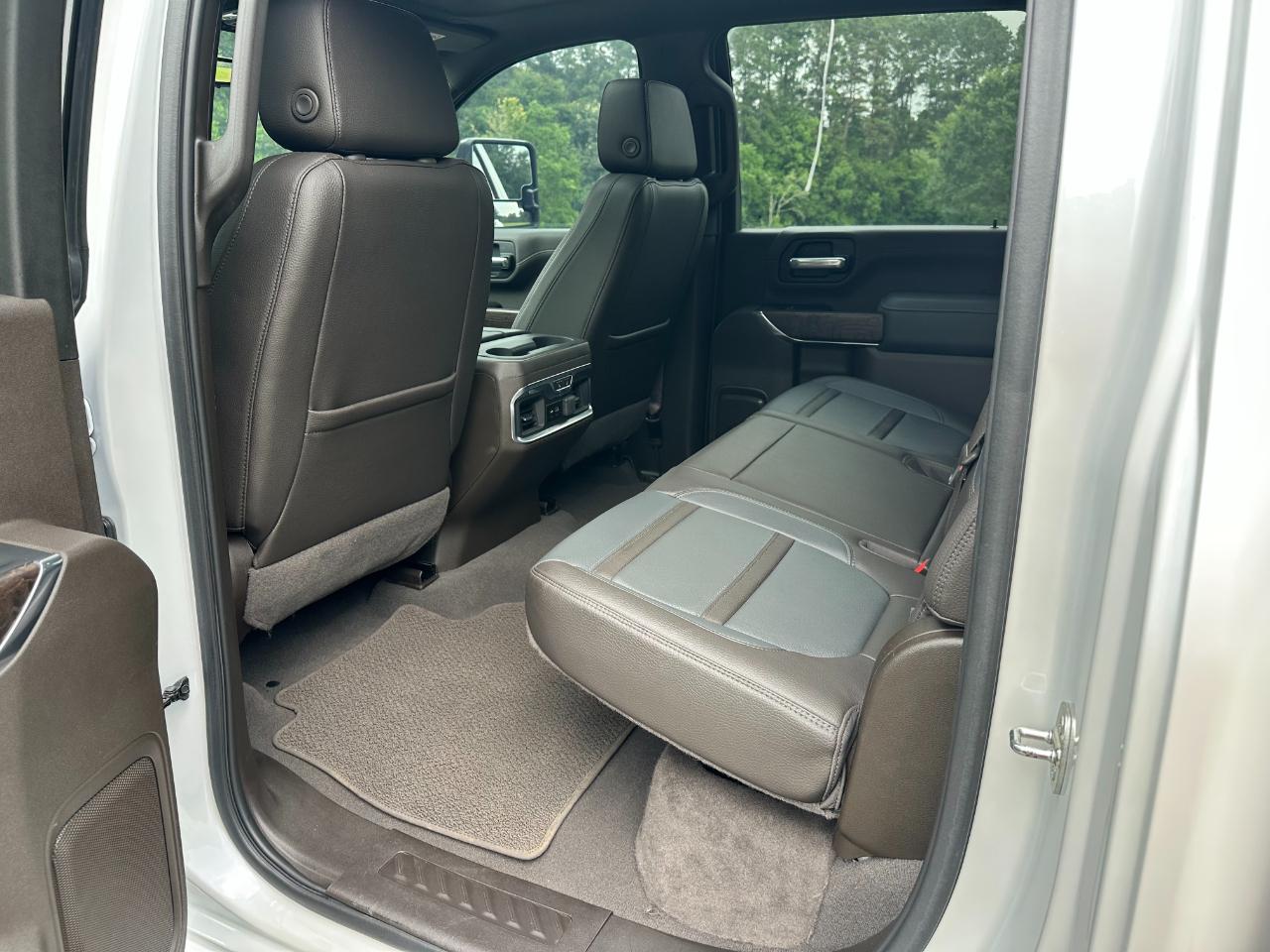 GMC Sierra 3500HD 4WD Crew Cab 172" Denali 2022