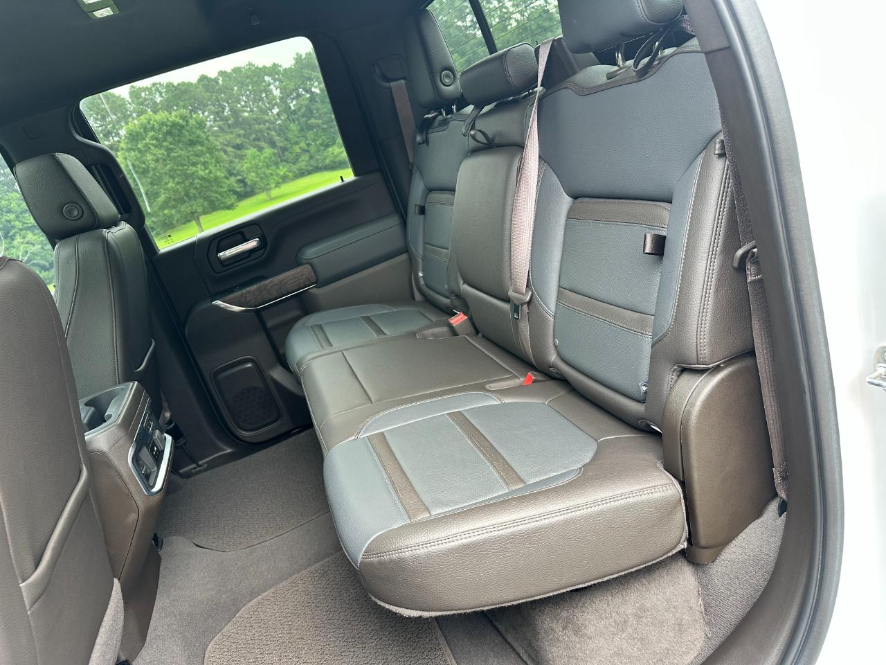 GMC Sierra 3500HD 4WD Crew Cab 172" Denali 2022
