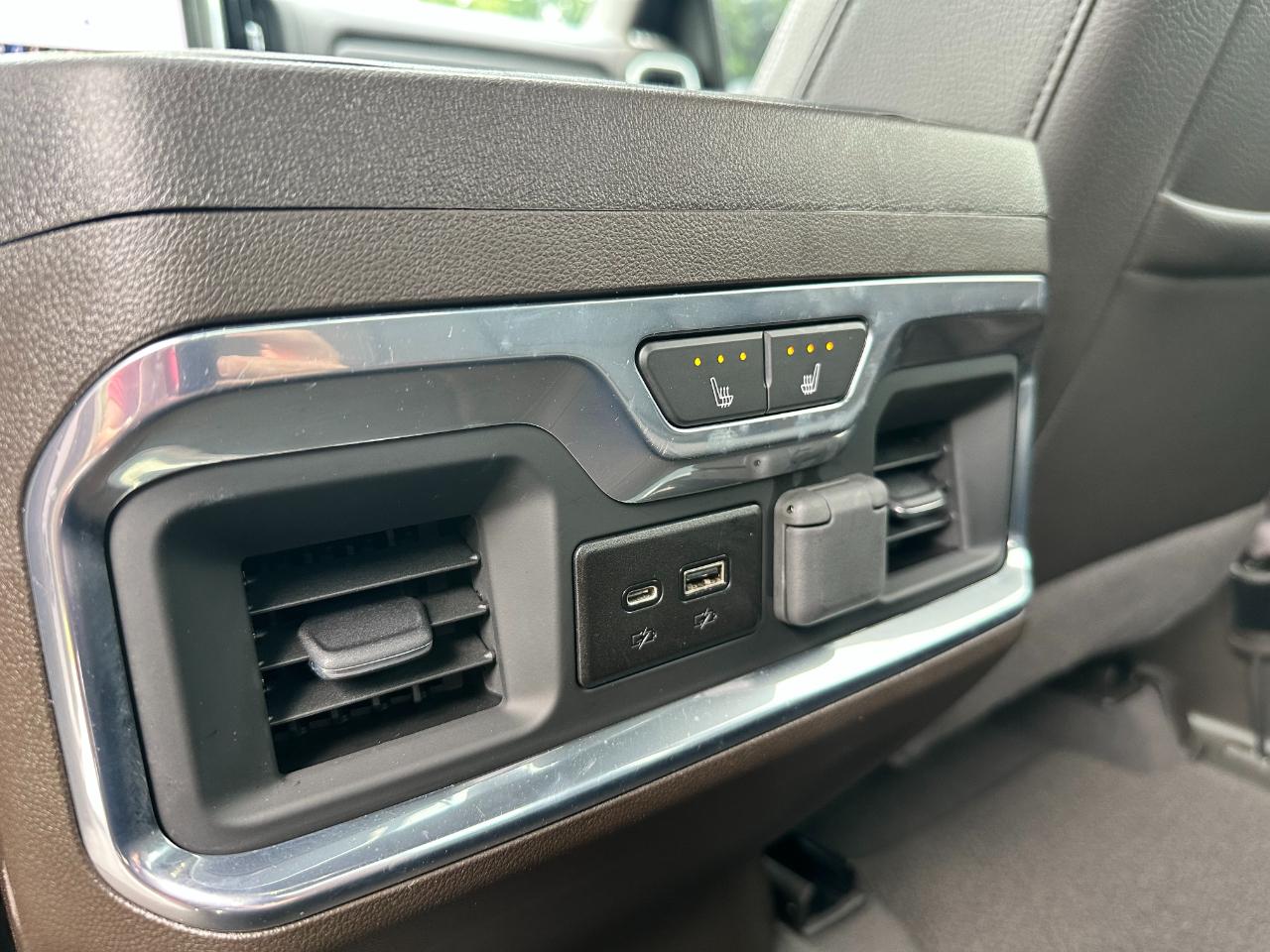 GMC Sierra 3500HD 4WD Crew Cab 172" Denali 2022
