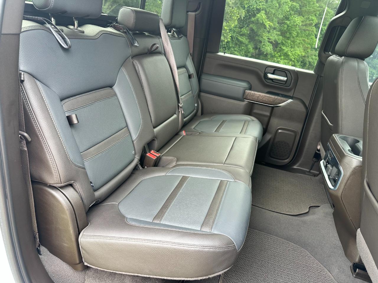 GMC Sierra 3500HD 4WD Crew Cab 172" Denali 2022