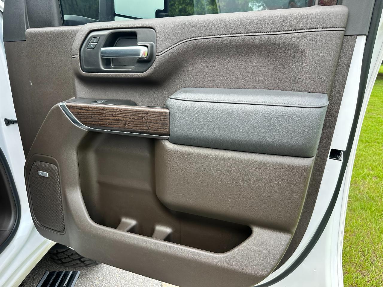 GMC Sierra 3500HD 4WD Crew Cab 172" Denali 2022