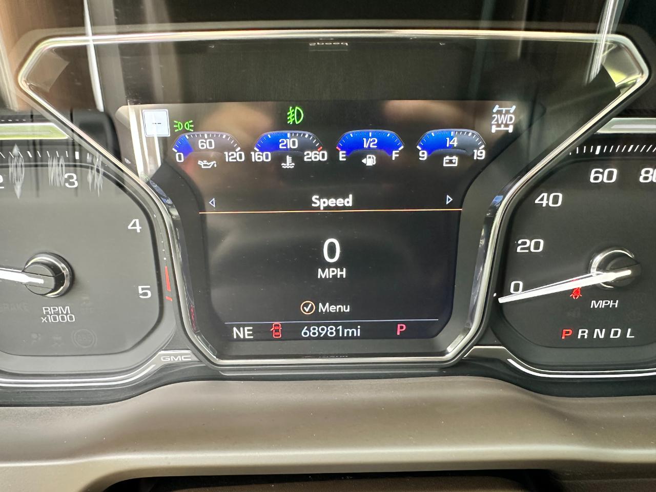 GMC Sierra 3500HD 4WD Crew Cab 172" Denali 2022