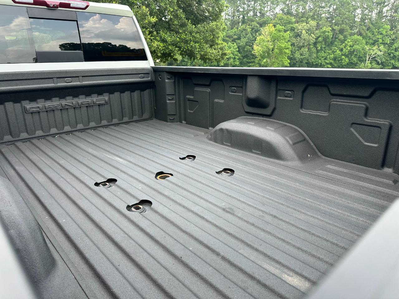 GMC Sierra 3500HD 4WD Crew Cab 172" Denali 2022