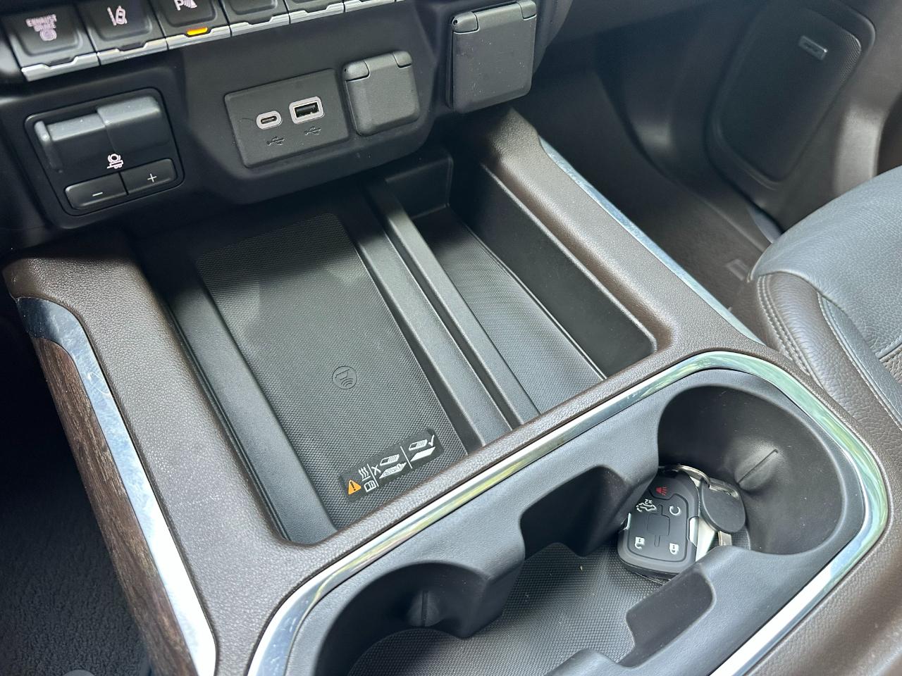 GMC Sierra 2500HD 4WD Crew Cab 159" Denali 2020