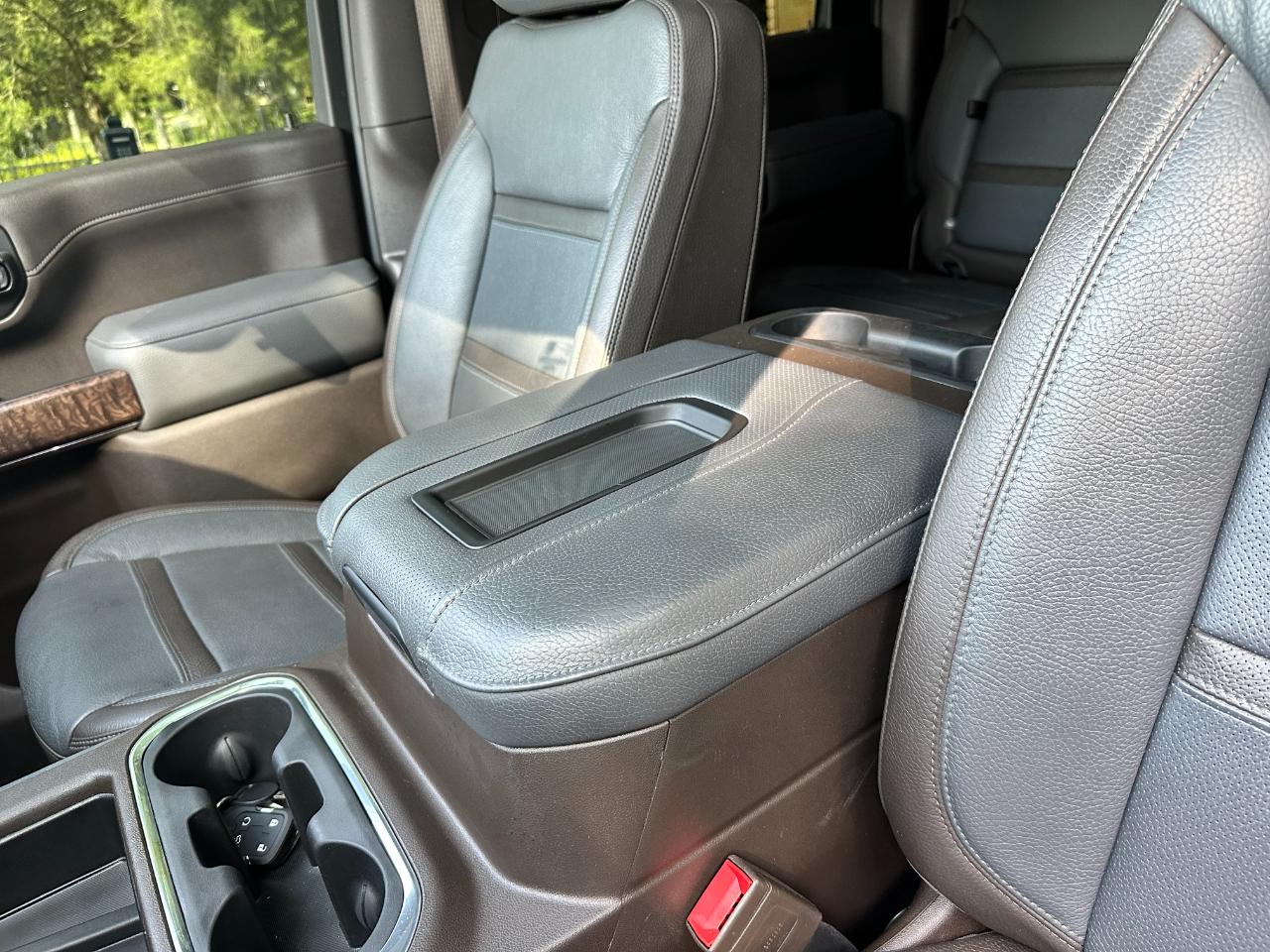 GMC Sierra 2500HD 4WD Crew Cab 159" Denali 2020
