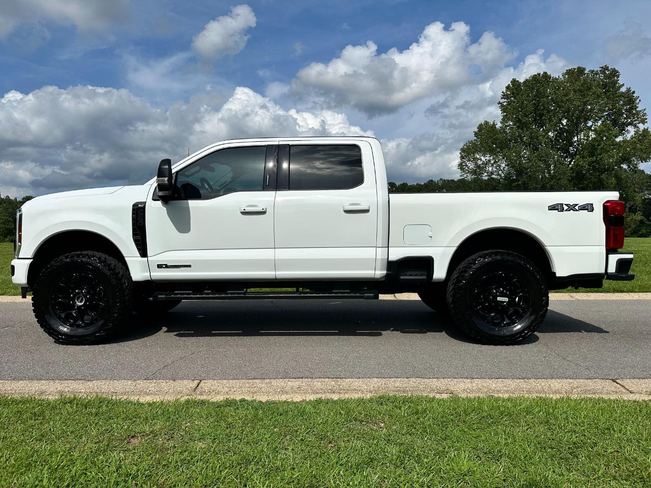 Ford Super Duty F-250 SRW XLT 4WD Crew Cab 6.75' Box 2024