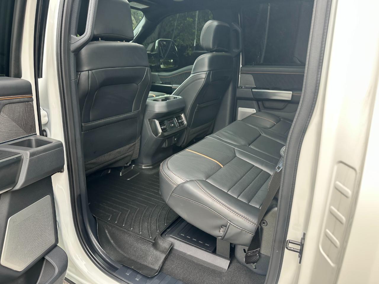 Ford Super Duty F-250 SRW Platinum 4WD Crew Cab 6.75' Box 2024