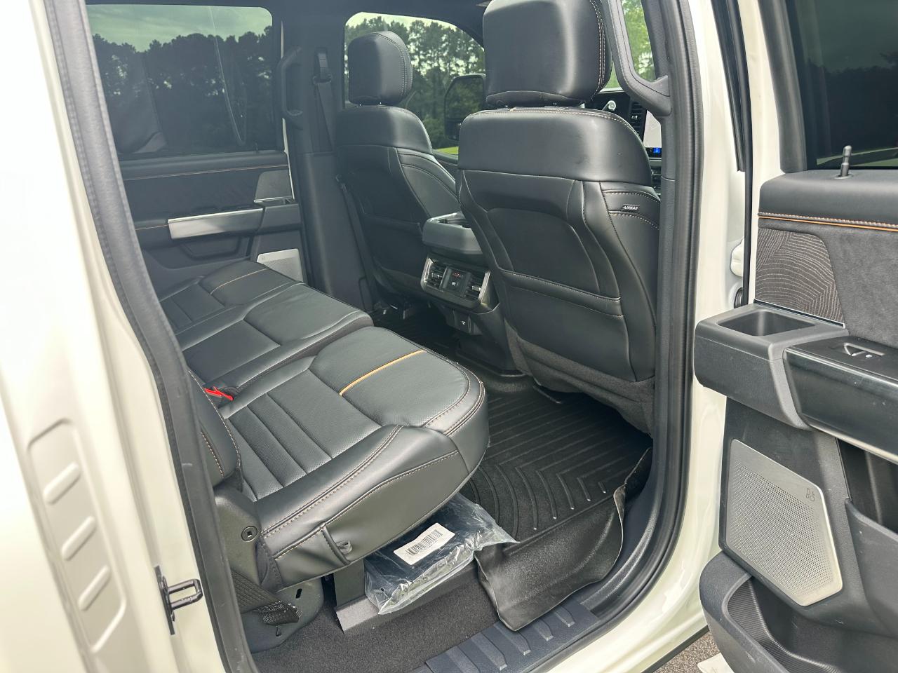 Ford Super Duty F-250 SRW Platinum 4WD Crew Cab 6.75' Box 2024