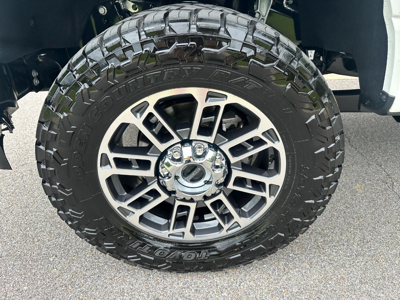 Ford Super Duty F-250 SRW Platinum 4WD Crew Cab 6.75' Box 2024