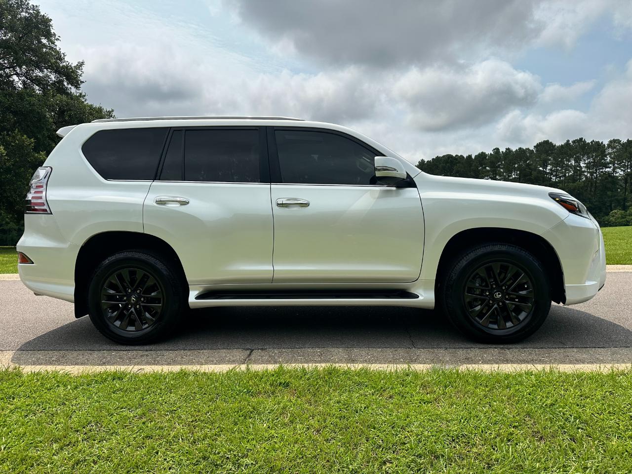 Lexus GX GX 460 Premium 4WD 2023