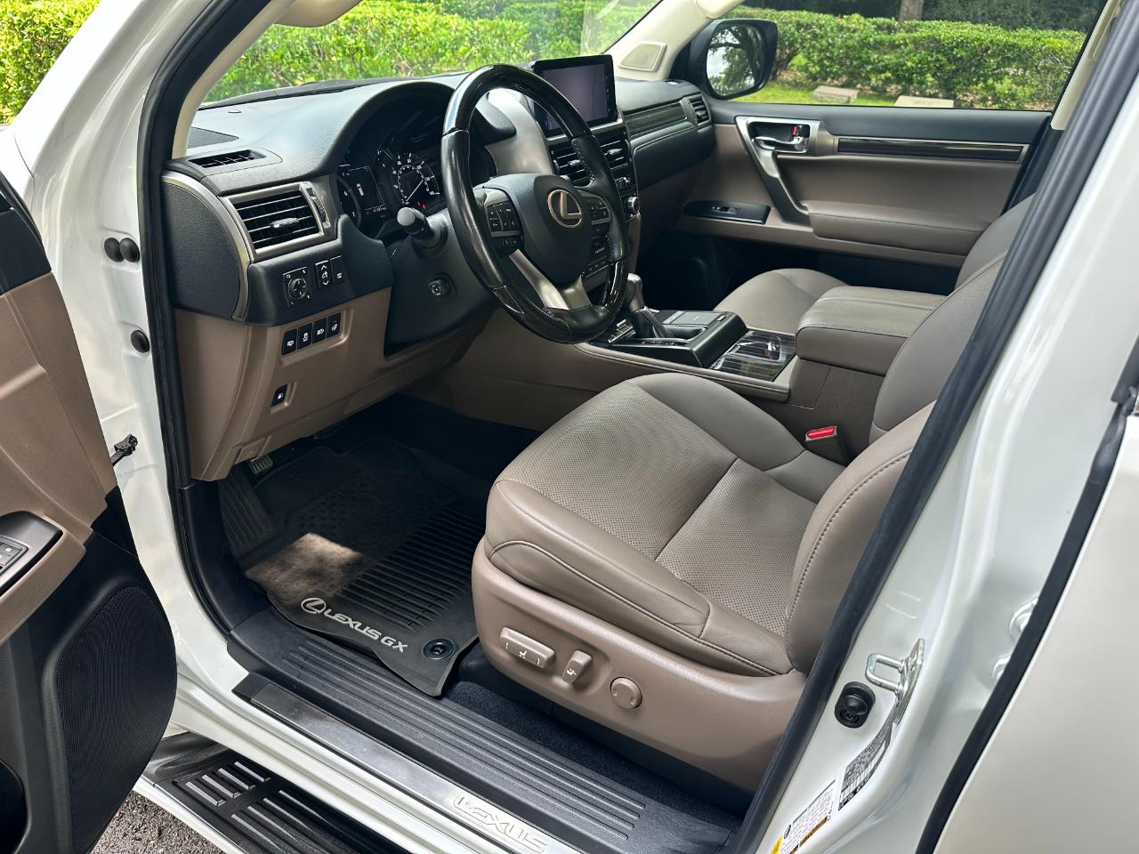 Lexus GX GX 460 Premium 4WD 2023