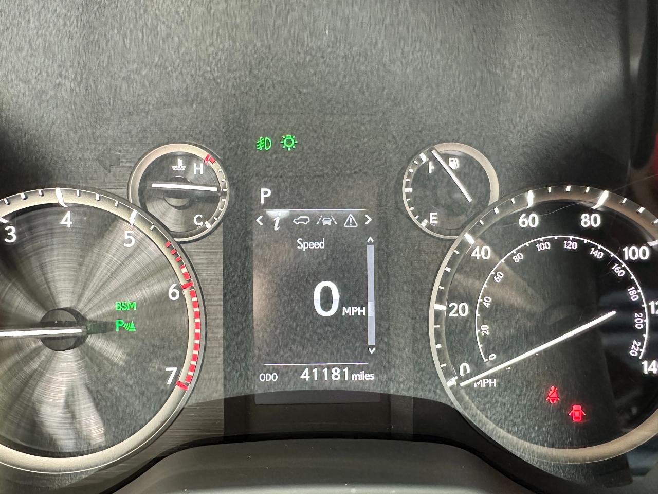 Lexus GX GX 460 Premium 4WD 2023