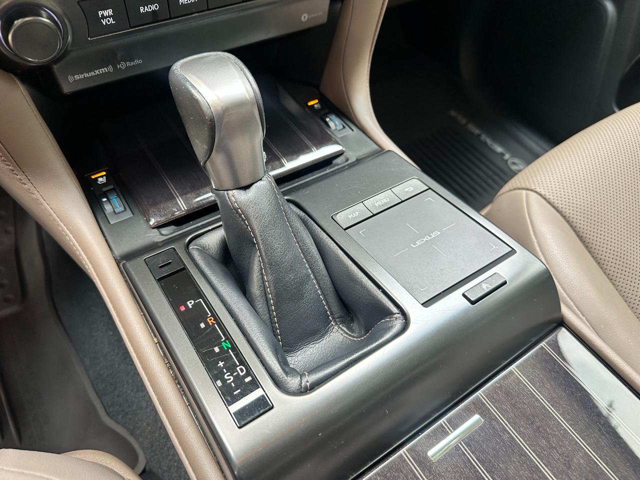 Lexus GX GX 460 Premium 4WD 2023