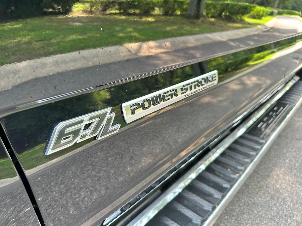 Ford Super Duty F-250 SRW Lariat 4WD Crew Cab 6.75' Box 2021