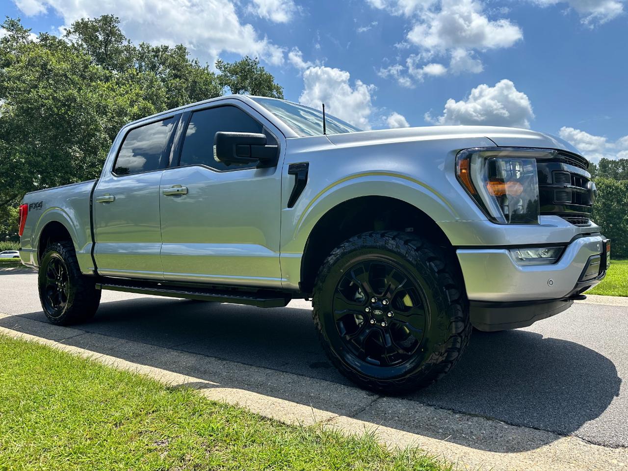Ford F-150 XLT 4WD SuperCrew 5.5' Box 2022
