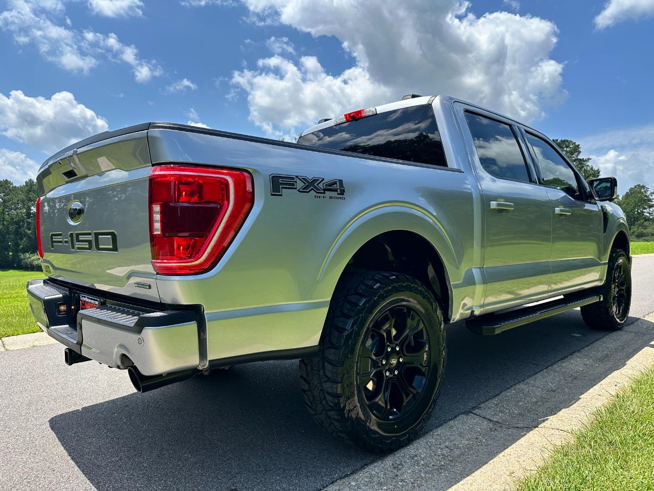 Ford F-150 XLT 4WD SuperCrew 5.5' Box 2022