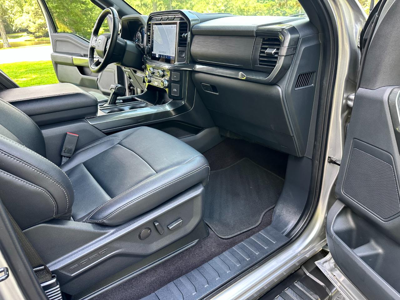 Ford F-150 XLT 4WD SuperCrew 5.5' Box 2022