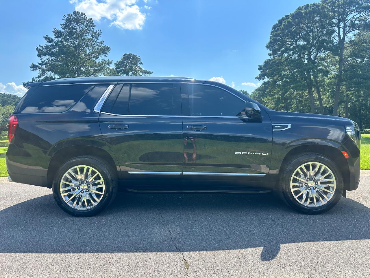 GMC Yukon 2WD 4dr Denali 2023