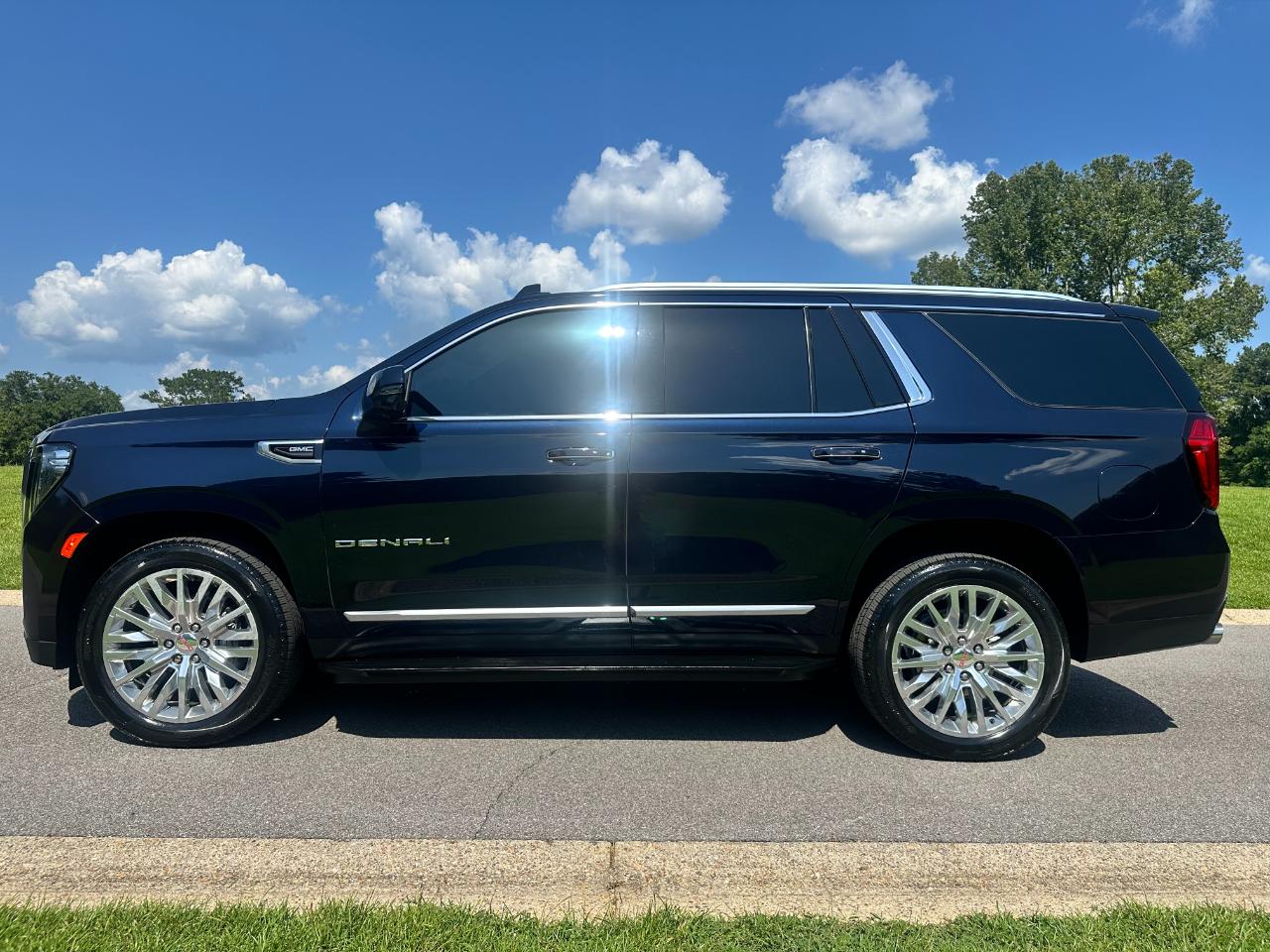 GMC Yukon 2WD 4dr Denali 2023